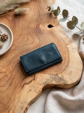 Louis Vuitton green leather wallet, key case card holder vintage